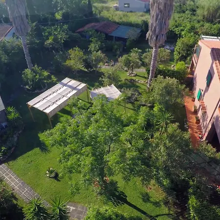 Luna Magazzini (Tuscany)