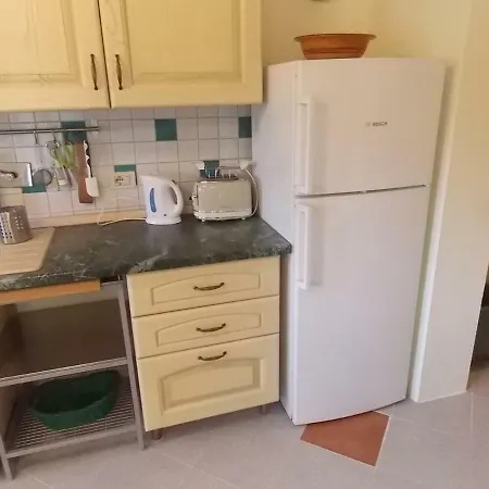 Luna Magazzini (Tuscany)