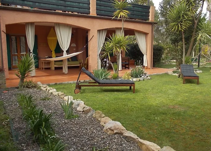 Luna Magazzini (Tuscany)